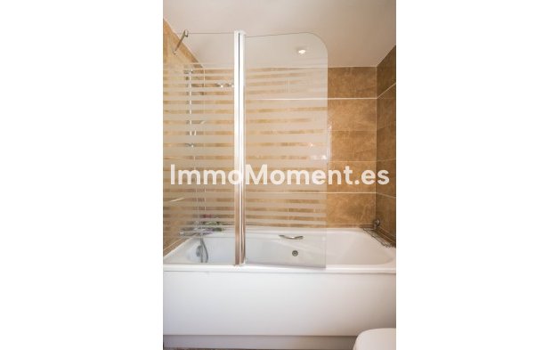 Reventa - Apartamento - Benahavís - Benahavís Centro