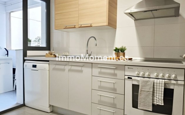 Wiederverkauf - Wohnung - Málaga - Pacífico