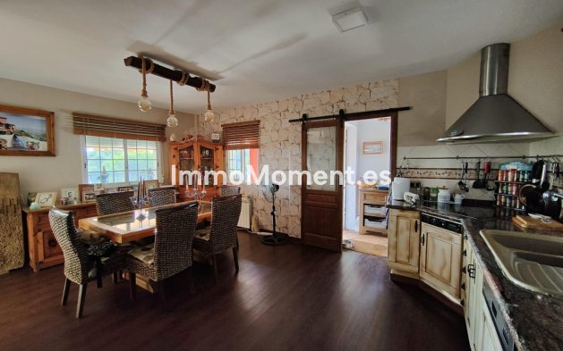 Wiederverkauf - Villa - La Nucía - La Nucia Centro