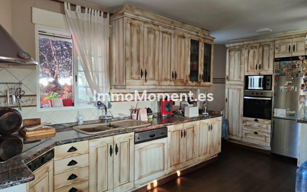 Wiederverkauf - Villa - La Nucía - La Nucia Centro