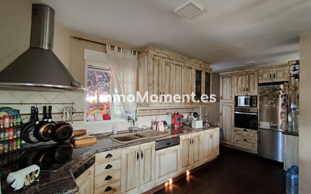 Wiederverkauf - Villa - La Nucía - La Nucia Centro