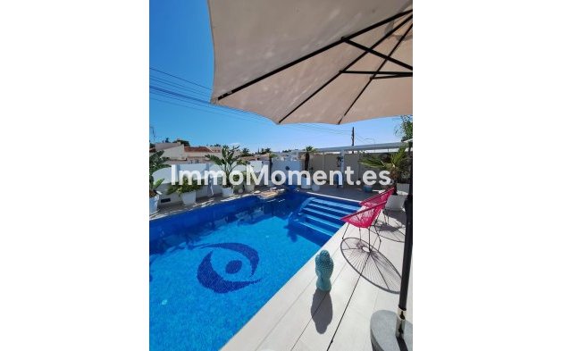 Revente - Villa - Torrevieja - Torrevieja Centro