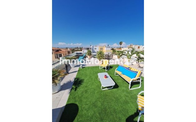 Revente - Villa - Torrevieja - Torrevieja Centro