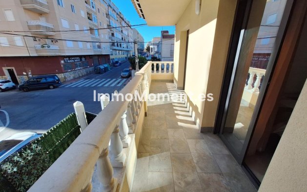 Wiederverkauf - Villa - Torrevieja - Torrevieja Centro