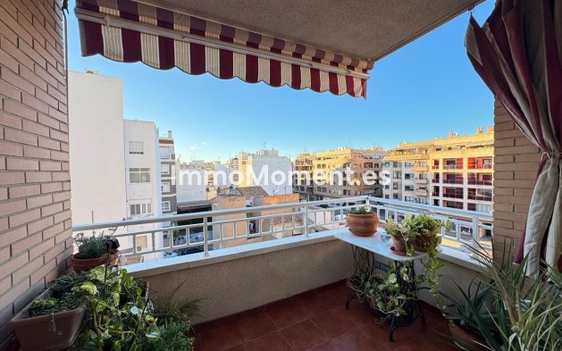 Wiederverkauf - Wohnung - Torrevieja - Torrevieja Centro