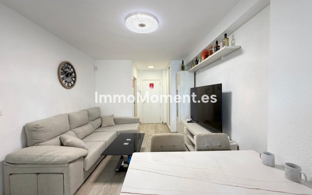 Resale - Apartment - Torrevieja - Torrevieja Centro