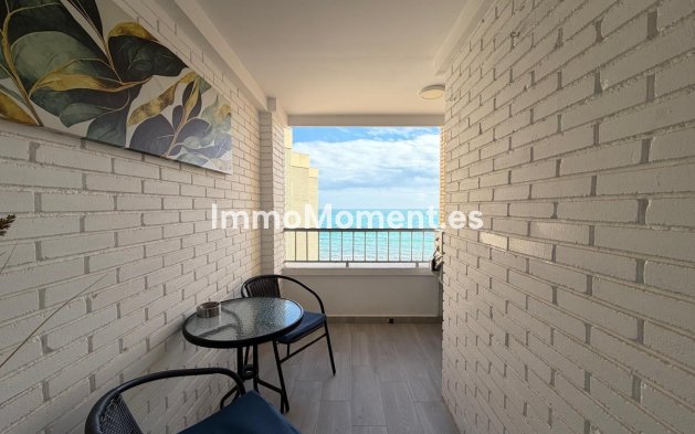 Resale - Apartment - Torrevieja - Torrevieja Centro