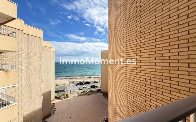 Resale - Apartment - Torrevieja - Torrevieja Centro