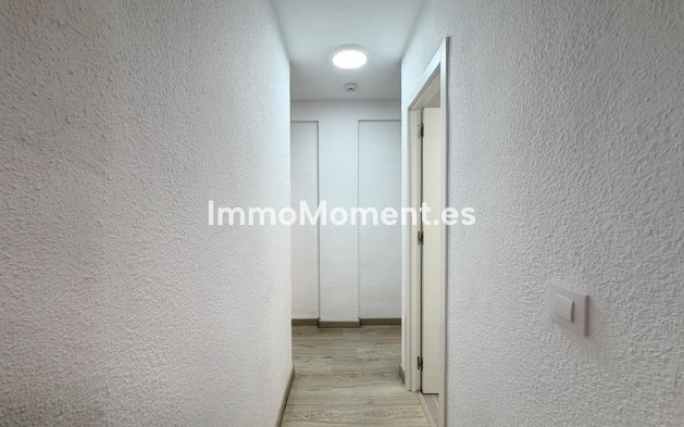 Resale - Apartment - Torrevieja - Torrevieja Centro