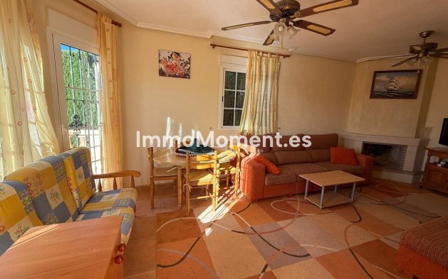 Resale - Villa - Guardamar del Segura - Guardamar del Segura Centro