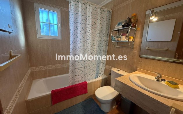 Resale - Villa - Guardamar del Segura - Guardamar del Segura Centro