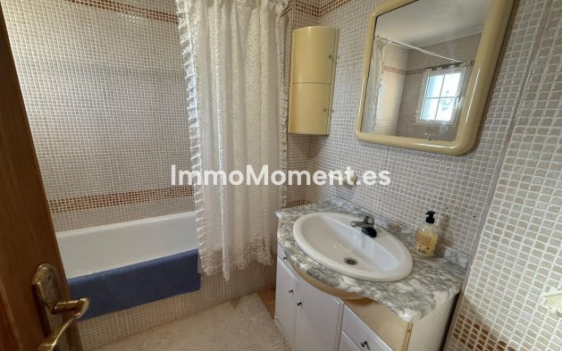 Resale - Villa - Guardamar del Segura - Guardamar del Segura Centro