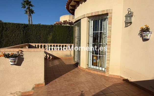 Resale - Villa - Guardamar del Segura - Guardamar del Segura Centro