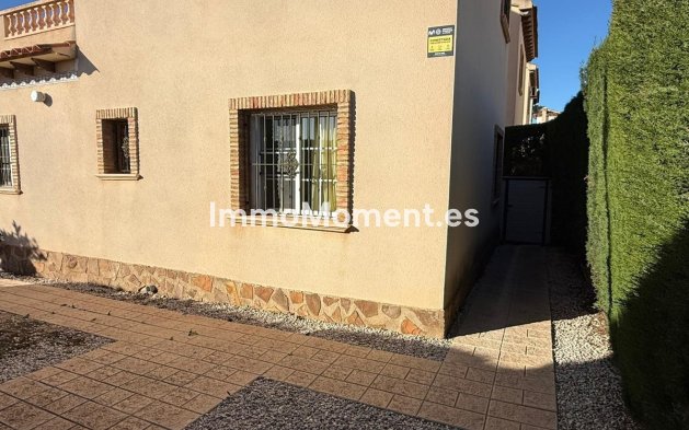 Resale - Villa - Guardamar del Segura - Guardamar del Segura Centro