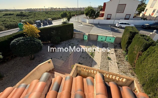Resale - Villa - Guardamar del Segura - Guardamar del Segura Centro