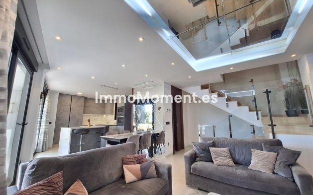 Wiederverkauf - Villa - Orihuela - Orihuela Costa