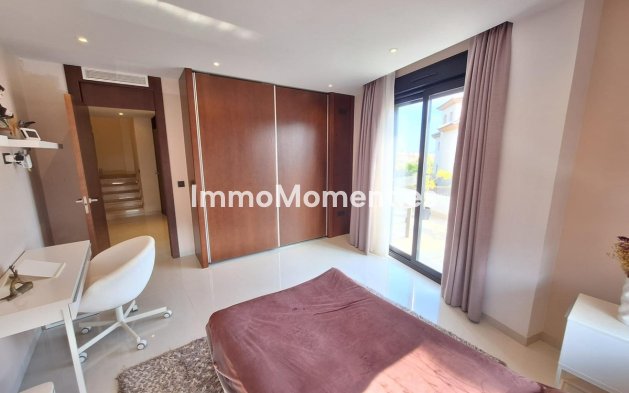 Wiederverkauf - Villa - Orihuela - Orihuela Costa