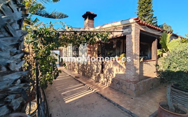 Resale - Villa - Elche - Las Bayas