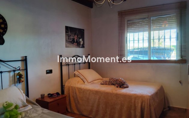 Resale - Villa - Elche - Las Bayas