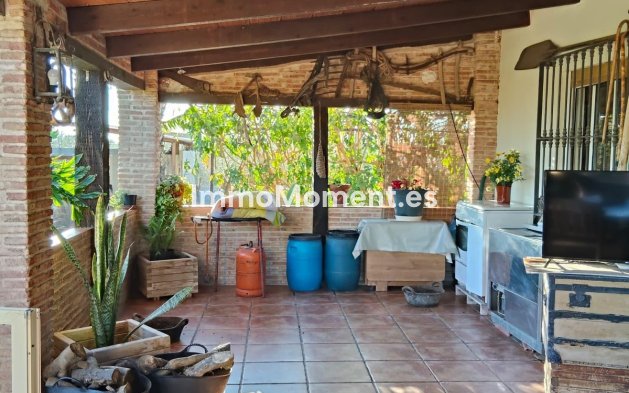 Resale - Villa - Elche - Las Bayas