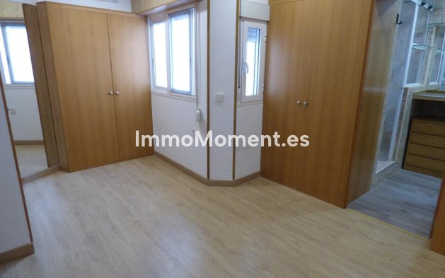 Wiederverkauf - Villa - Alicante - Alicante Centro