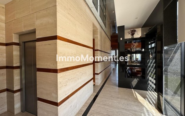 Wiederverkauf - Villa - Orihuela - Orihuela Costa