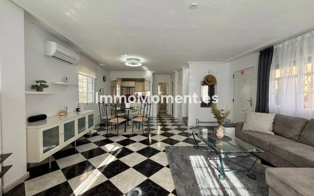 Wiederverkauf - Villa - Orihuela - Orihuela Costa