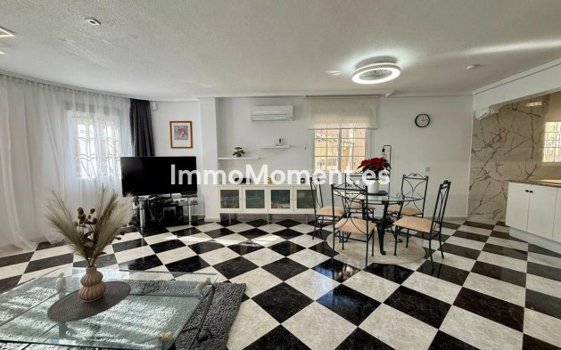 Wiederverkauf - Villa - Orihuela - Orihuela Costa