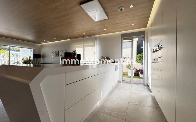 Wiederverkauf - Villa - Orihuela - Orihuela Costa