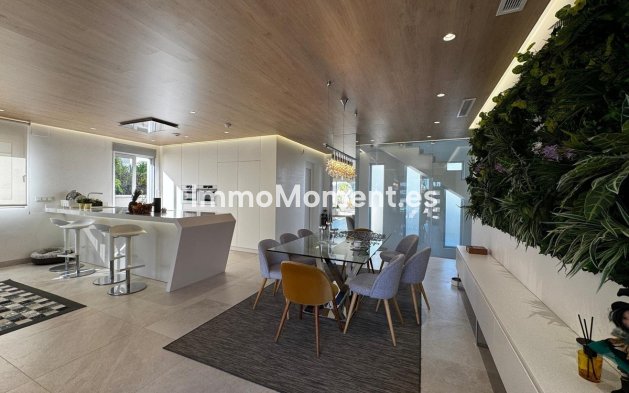 Wiederverkauf - Villa - Orihuela - Orihuela Costa