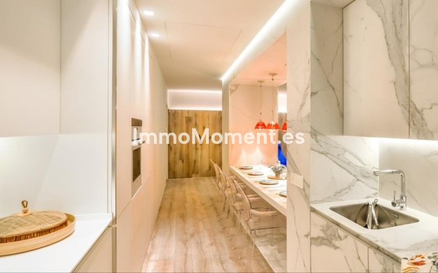 Resale - Apartment - Villajoyosa - Villajoyosa Centro