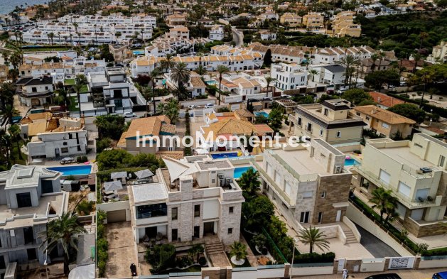 Wiederverkauf - Villa - Orihuela - Orihuela Costa