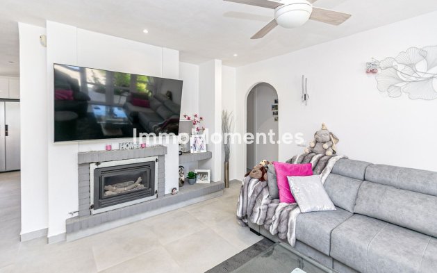 Wiederverkauf - Villa - Orihuela - Orihuela Costa