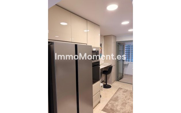 Wiederverkauf - Wohnung - Estepona  - Estepona Centro