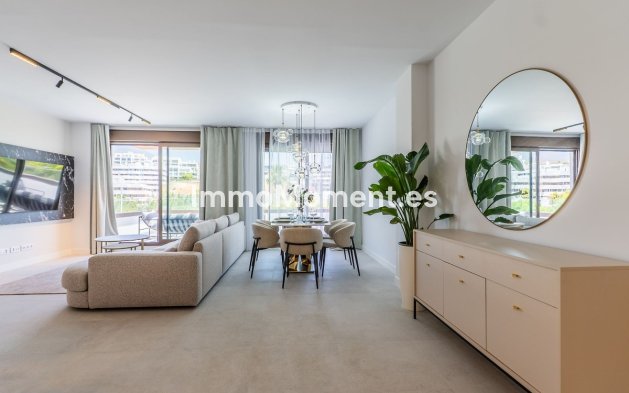 Reventa - Apartamento - Estepona  - Estepona Centro