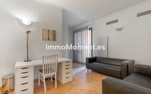 Wiederverkauf - Wohnung - Marbella - La Mairena