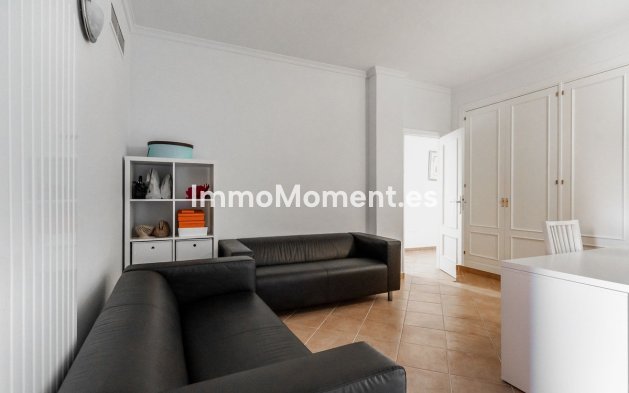 Wiederverkauf - Wohnung - Marbella - La Mairena