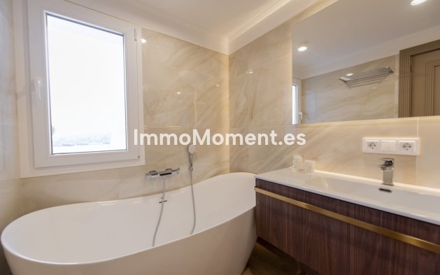 Revente - Maison mitoyenne - Marbella - Nueva Andalucía