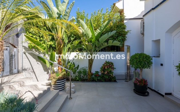 Revente - Maison mitoyenne - Marbella - La Mairena