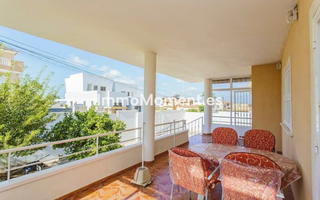 Wiederverkauf - Villa - Torrevieja - Aguas Nuevas