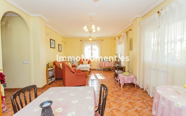 Wiederverkauf - Villa - Torrevieja - Aguas Nuevas