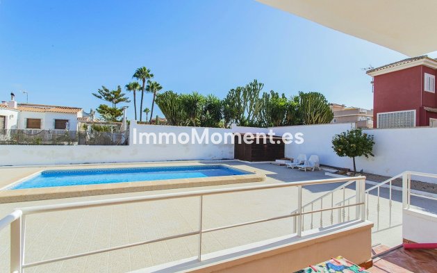Wiederverkauf - Villa - Torrevieja - Aguas Nuevas