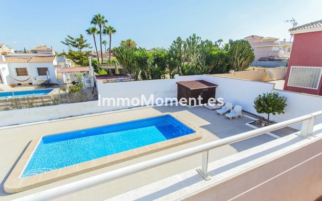Wiederverkauf - Villa - Torrevieja - Aguas Nuevas