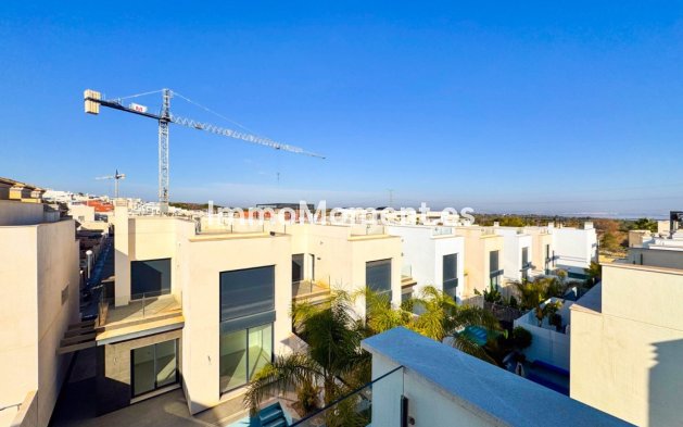 Wiederverkauf - Villa - Orihuela - Los Altos