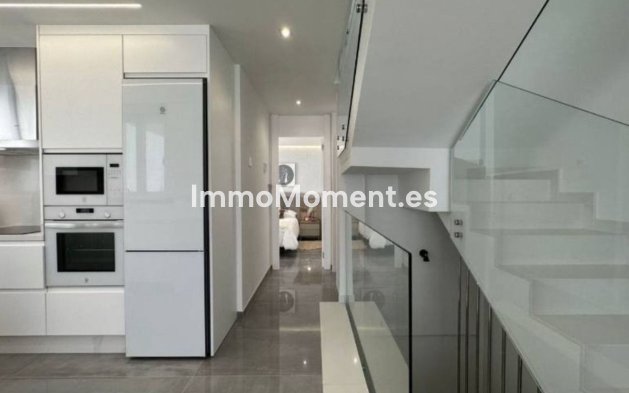 Wiederverkauf - Villa - Orihuela - Los Altos