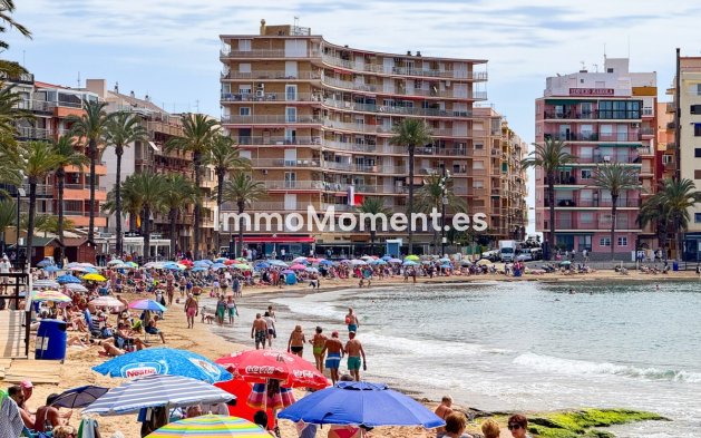Reventa - Apartamento - Torrevieja - Playa del Cura