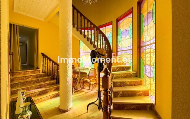 Revente - Villa - Elda - Elda Centro