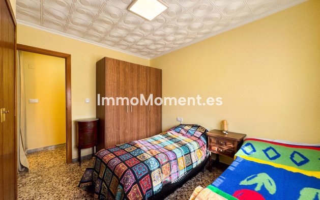 Revente - Villa - Elda - Elda Centro