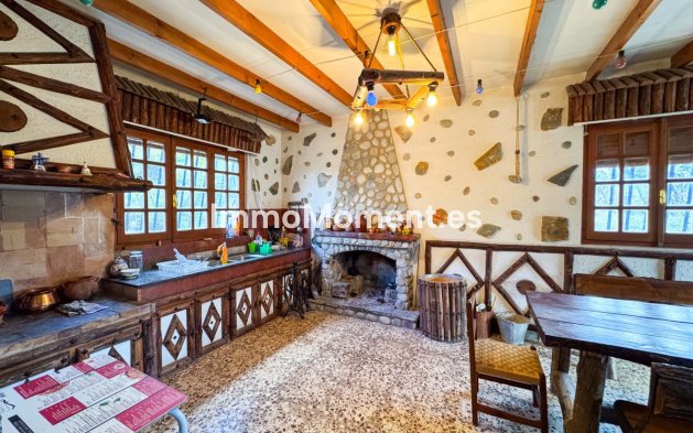 Revente - Villa - Elda - Elda Centro