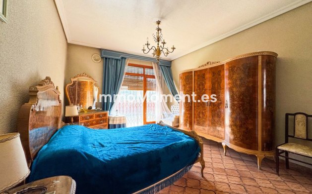 Revente - Villa - Elda - Elda Centro